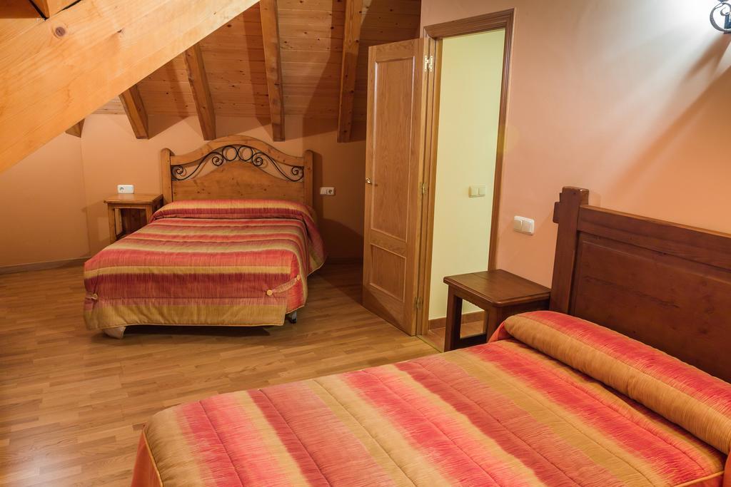 Apartment Casa Blas Gistaín Værelse billede