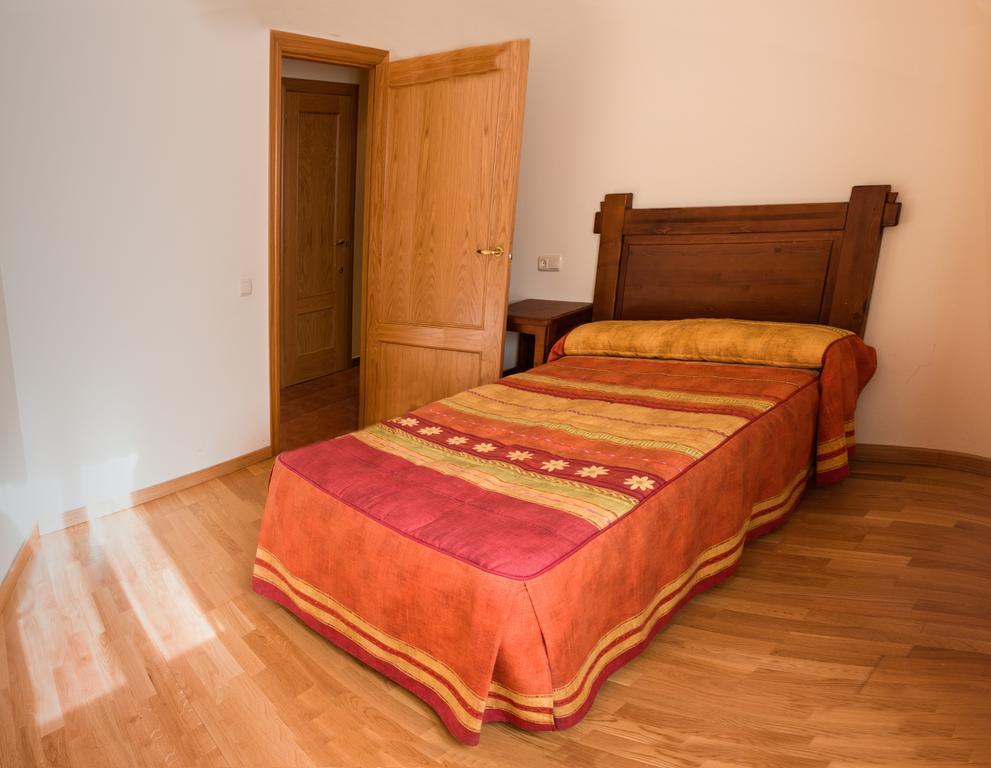Apartment Casa Blas Gistaín Eksteriør billede